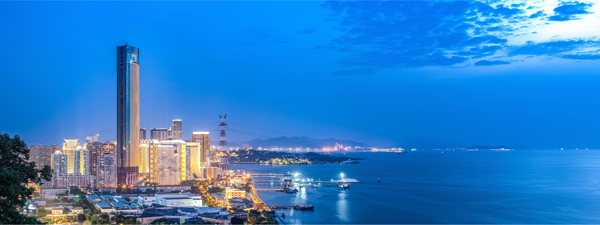 每一座城市地標(biāo)都是一個堅朗展臺